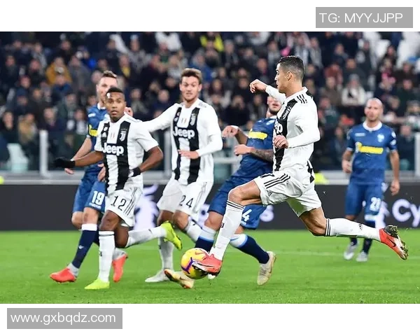 尤文图斯狂胜那不勒斯五球大捷全场沸腾瞬间回顾